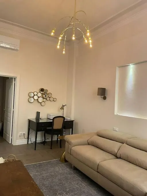 3 Bedroom Modern Luxury In فلورنس شقة